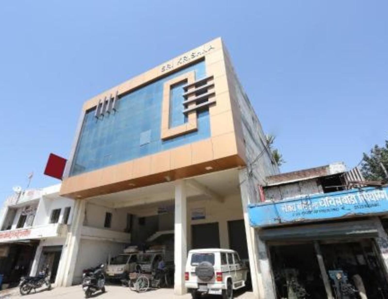 Hotel S K Palace Lucknow , Best Hotel In Lucknow , Hotel In Transport Nagar Lucknow ,Budget Hotels In Lucknow Dış mekan fotoğraf